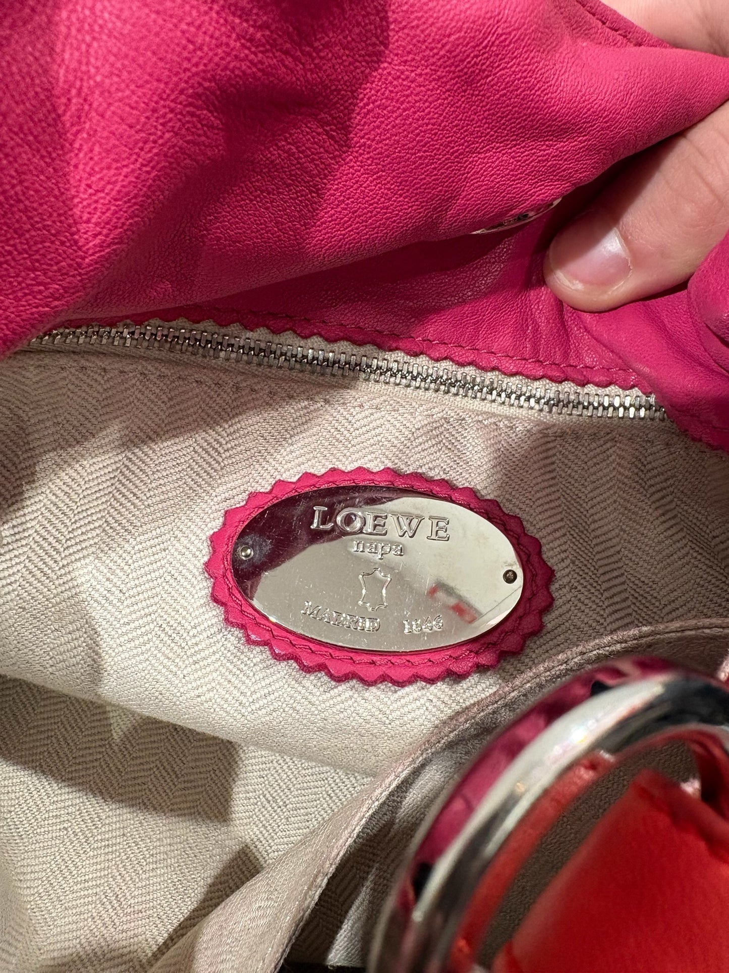 Sac Loewe en cuir – rose & orange