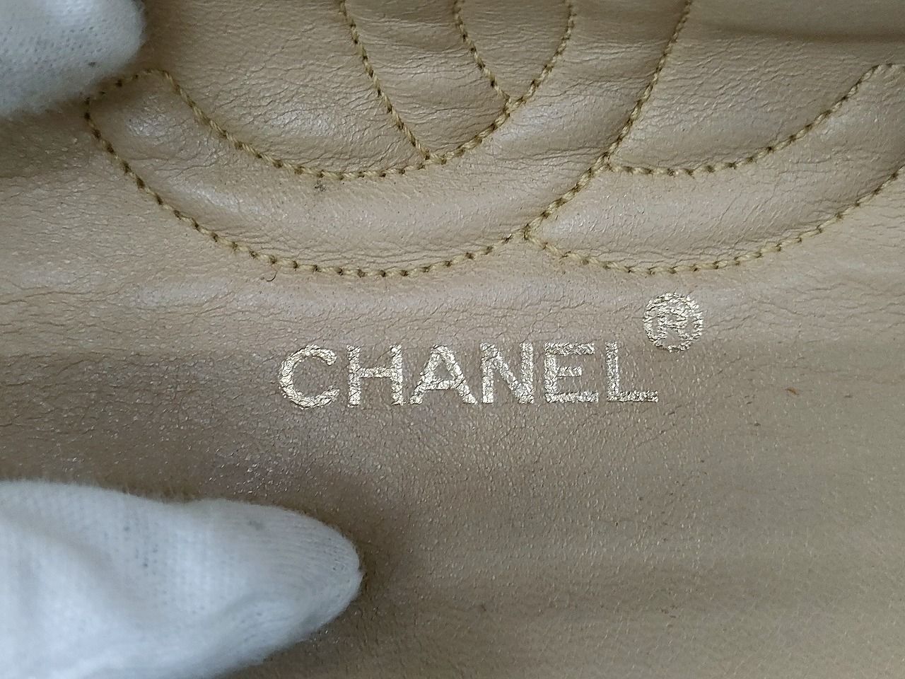 Sac Chanel Matelassé 25 Beige en Cuir d'Agneau