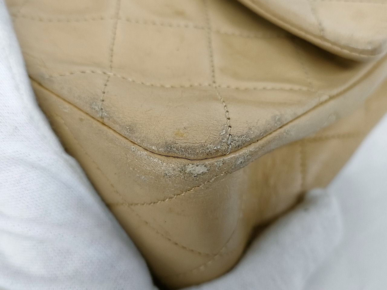 Sac Chanel Matelassé 25 Beige en Cuir d'Agneau