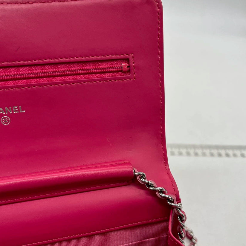 Wallet On Chain Chanel Rose en Cuir Verni