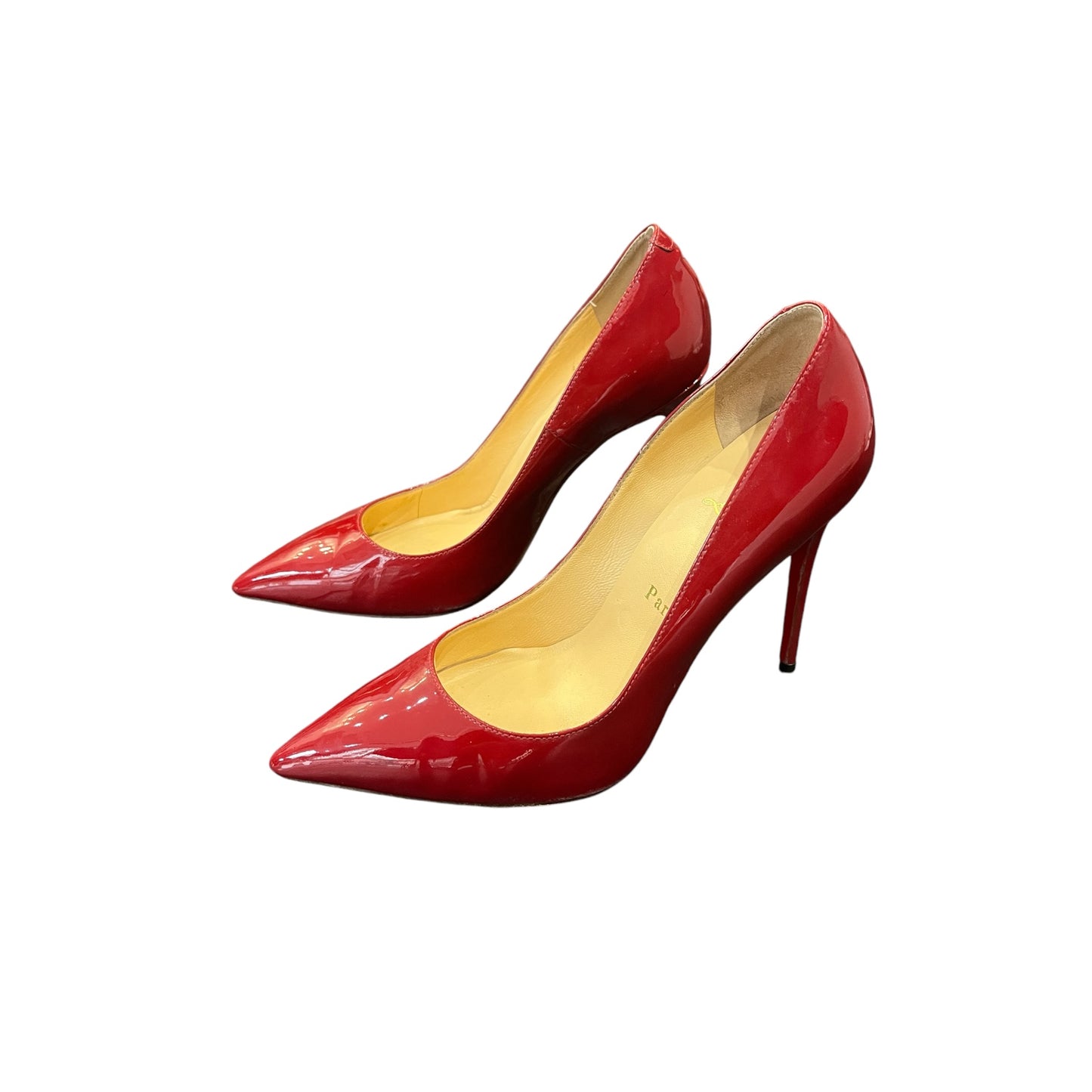 Escarpins Louboutin en cuir verni rouge