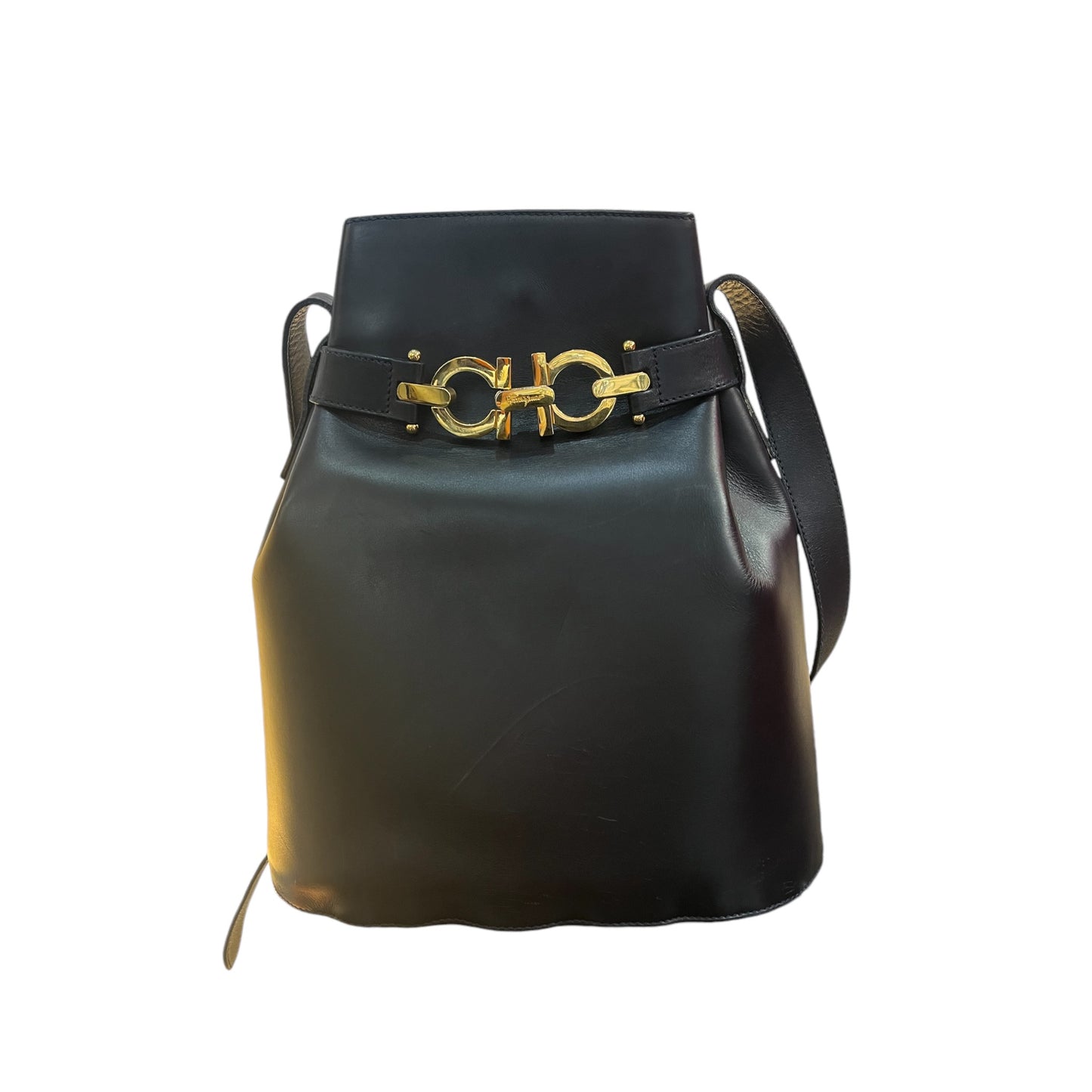Sac Ferragamo en cuir noir