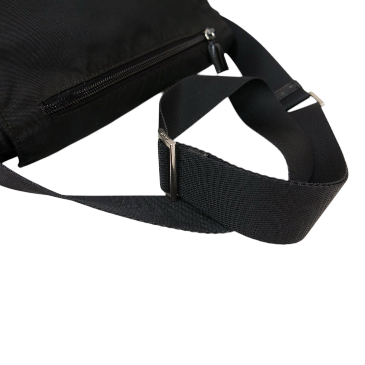 Sac en bandoulière Prada en nylon noir