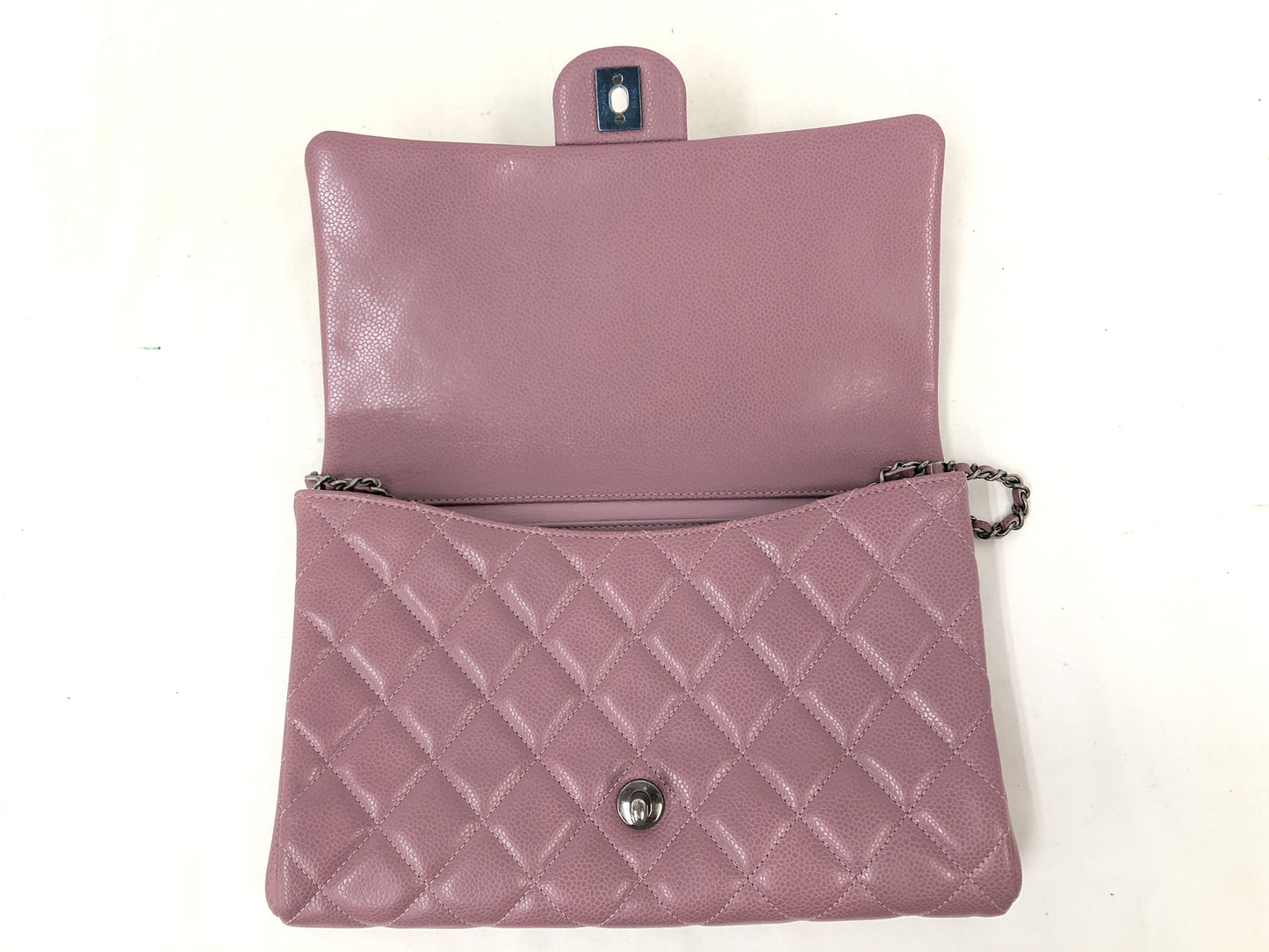 Sac Chanel Matelassé Rose en Cuir Caviar