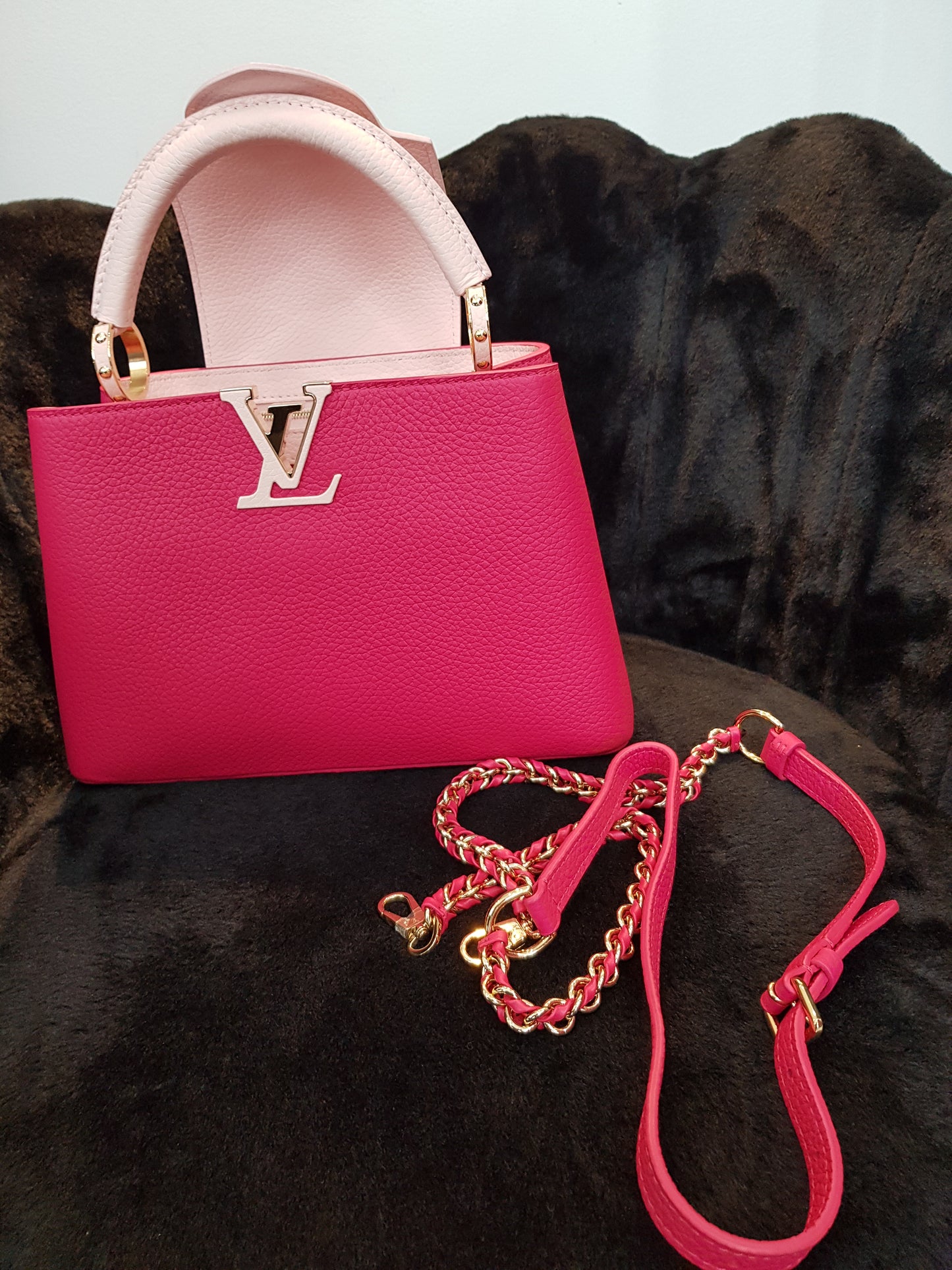 Sac Louis Vuitton Capucines BB rose