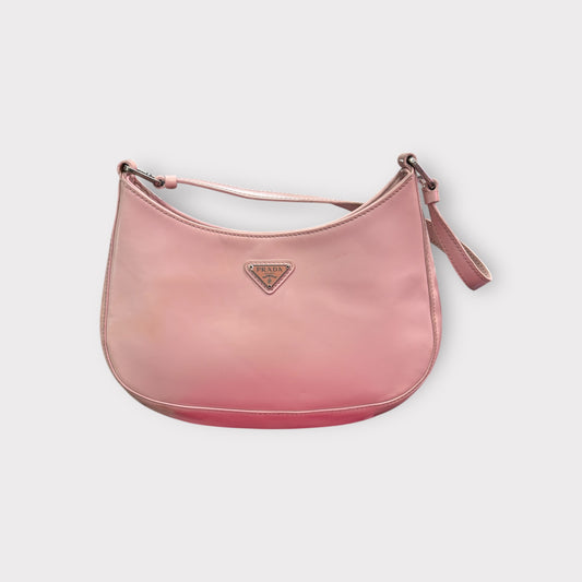 Prada – Sac épaule cuir rose logo triangle