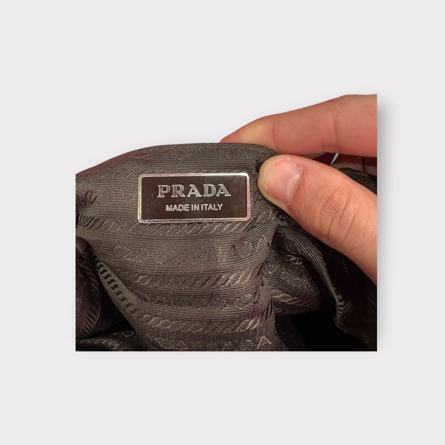 Prada – Sac bandoulière nylon kaki / marron