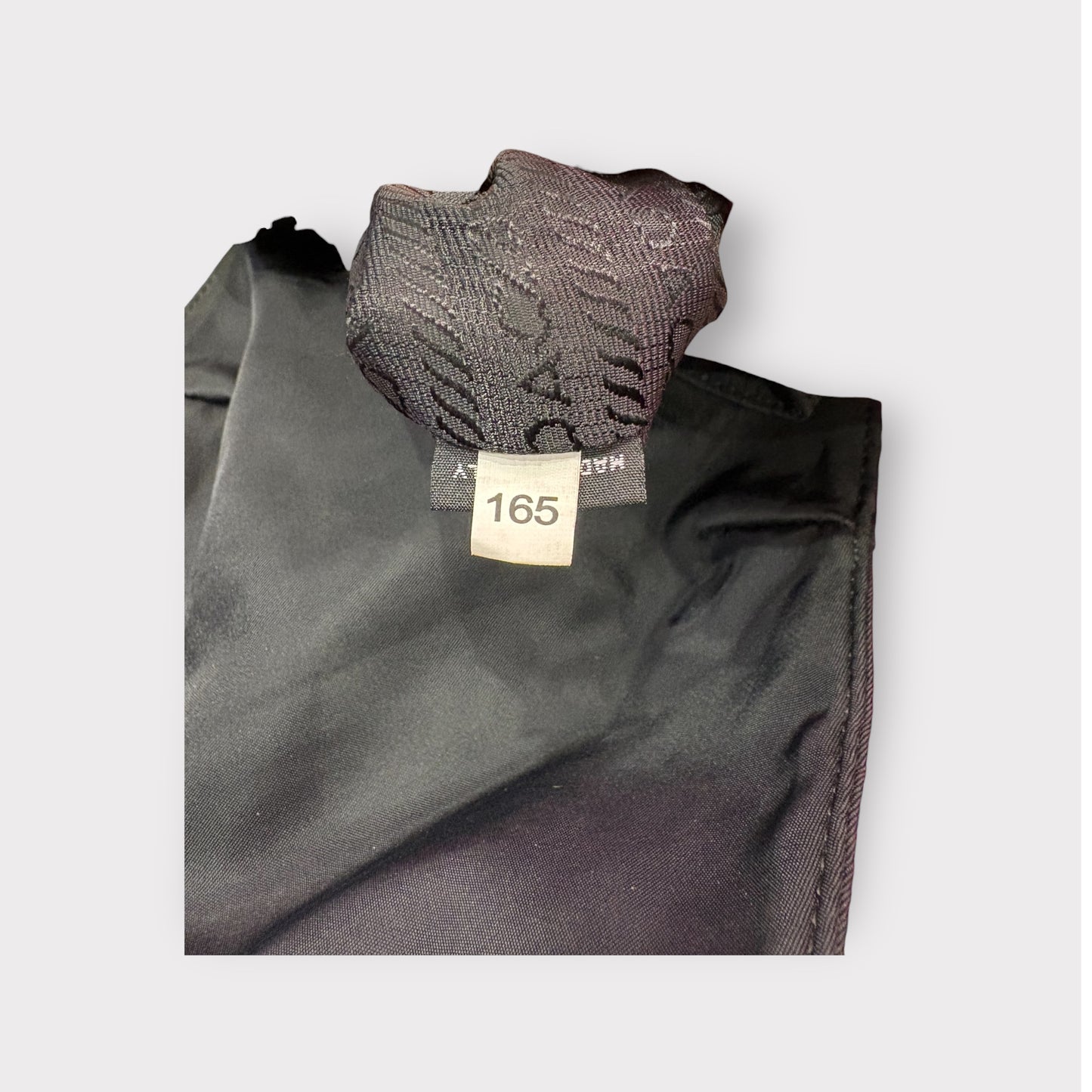 Prada – Sac à dos nylon noir avec chaîne